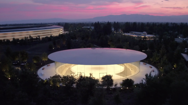 steve jobs theatre minimalist